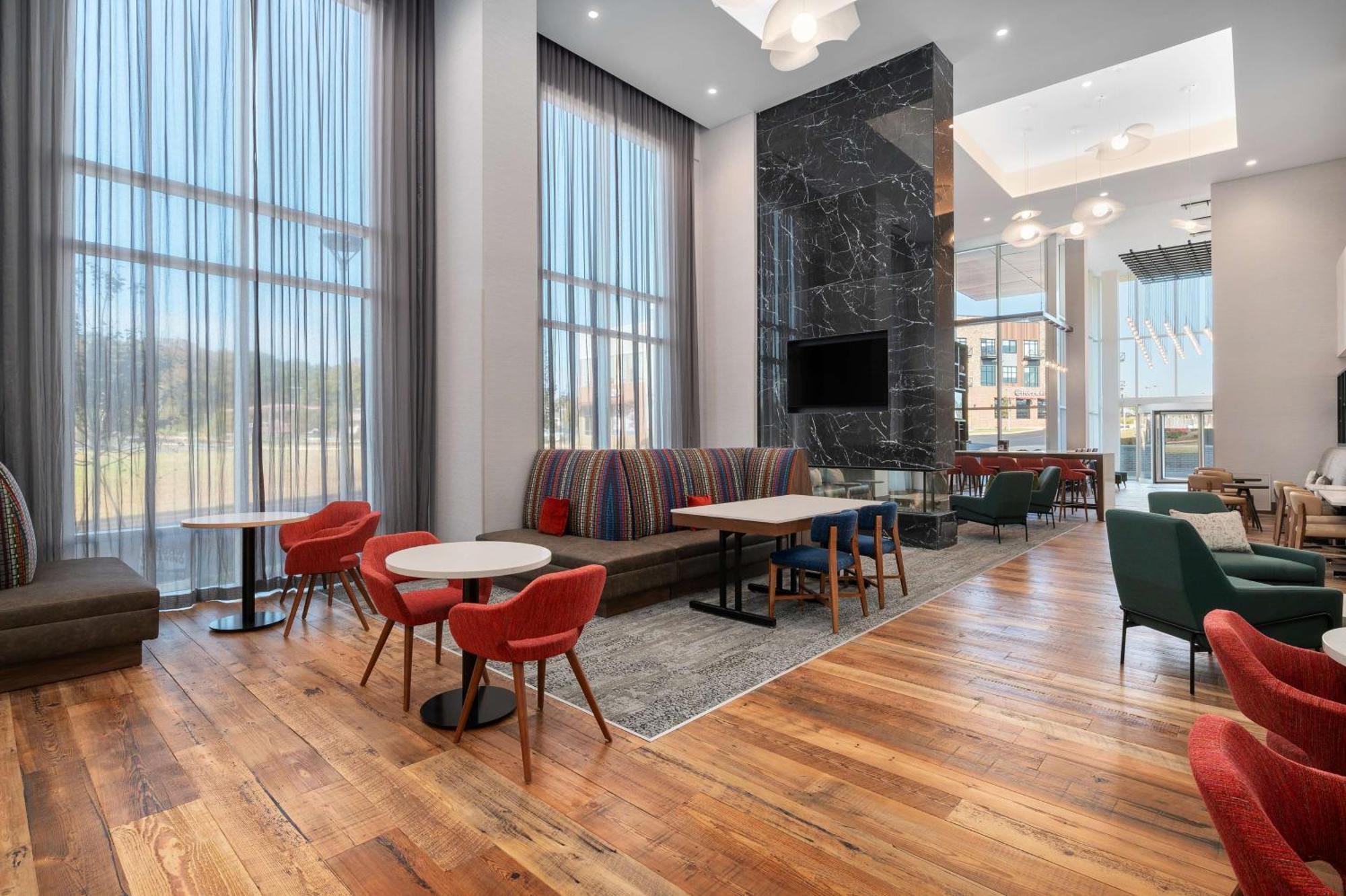 Hampton Inn & Suites By Hilton Pittsboro Kültér fotó